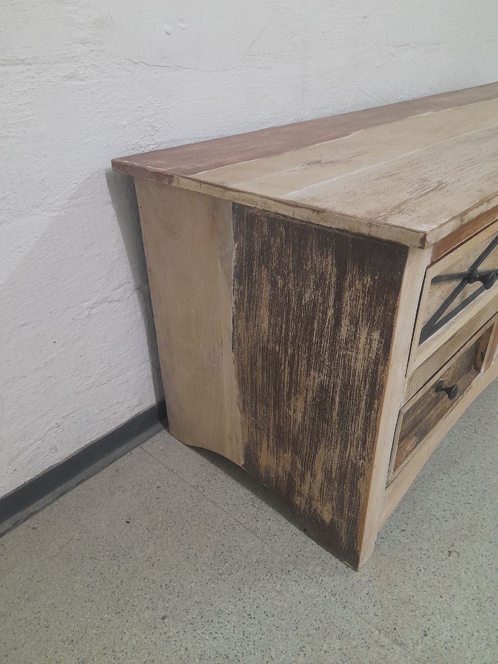 Mobili TV: Tv Board nature(massiv holz) – Usato da Glattbrugg venduto da B_B 1