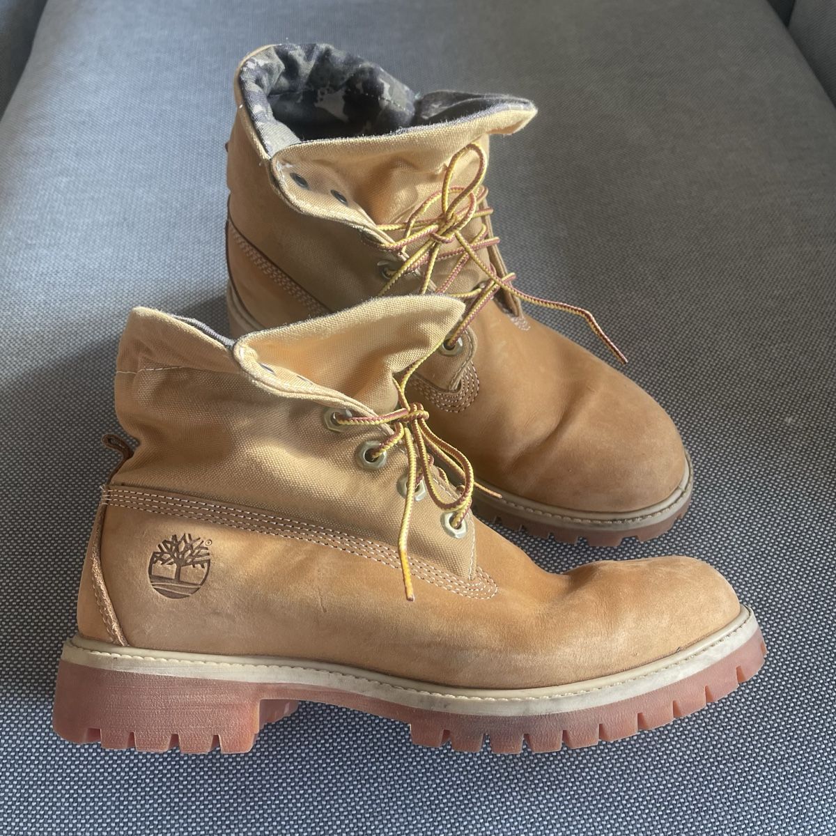 Timberland Scarpe da uomo: Timberland Roll Top Boots, US 7, EU 40 – Usato da Bern venduto da dek_7bjd 9