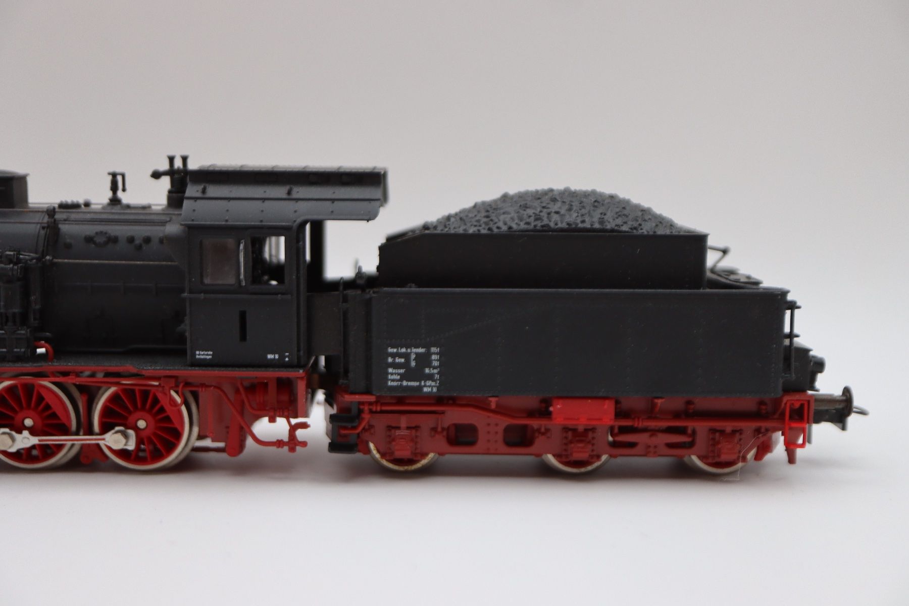 Roco Modellini di ferrovie: Roco H0 Dampflok Tenderlok Schwarz Rot – Usato da Zürich venduto da KE-Sales 3
