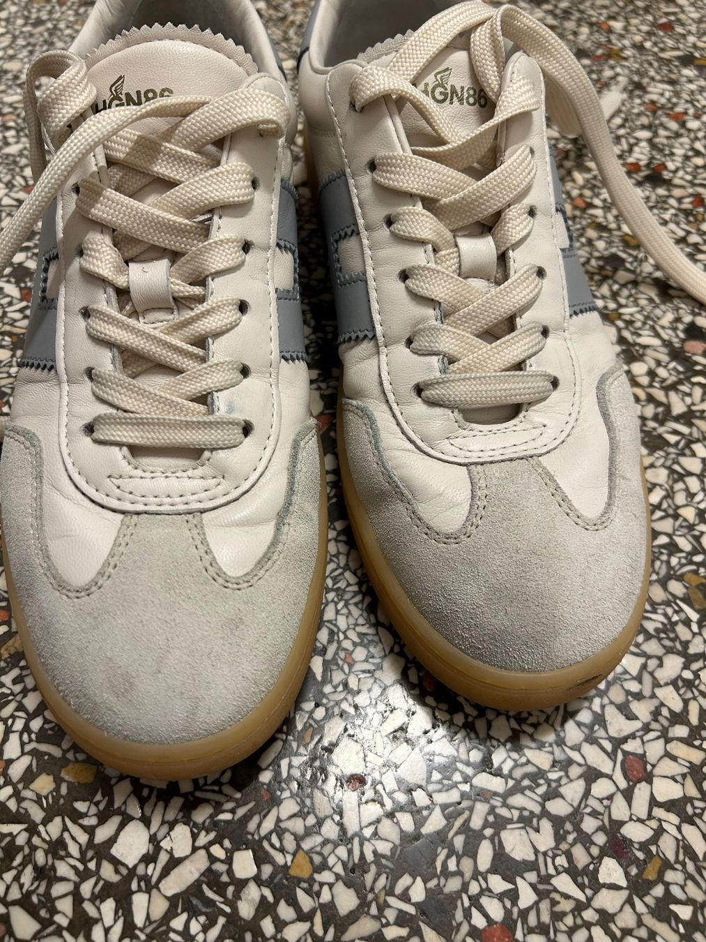 Hogan Damenschuhe: Hogan Sneaker Low – Gebraucht aus Zürich von nta 1