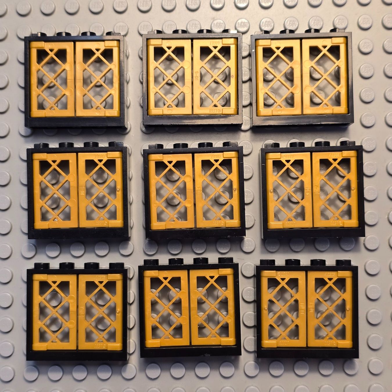 Lego Kit di costruzioni: Lego 9x  Fenster mit Rahmen – Usato da Basel venduto da Swi-7621