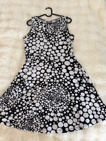 Beachtime Kleid Tupfen Grösse 40 wie neu🚨