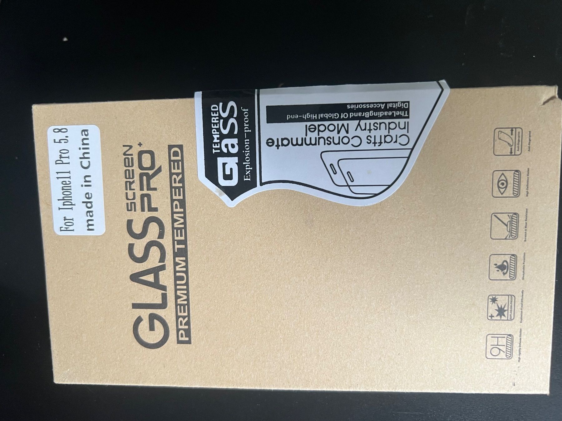 Verres: Panzerglas für iPhone 11 Pro – Neuf avec emballage d'origine à Nussbaumen AG par 68made