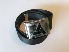 Assassins Creed «Abstergo Industries» Gürtel, Schwarz