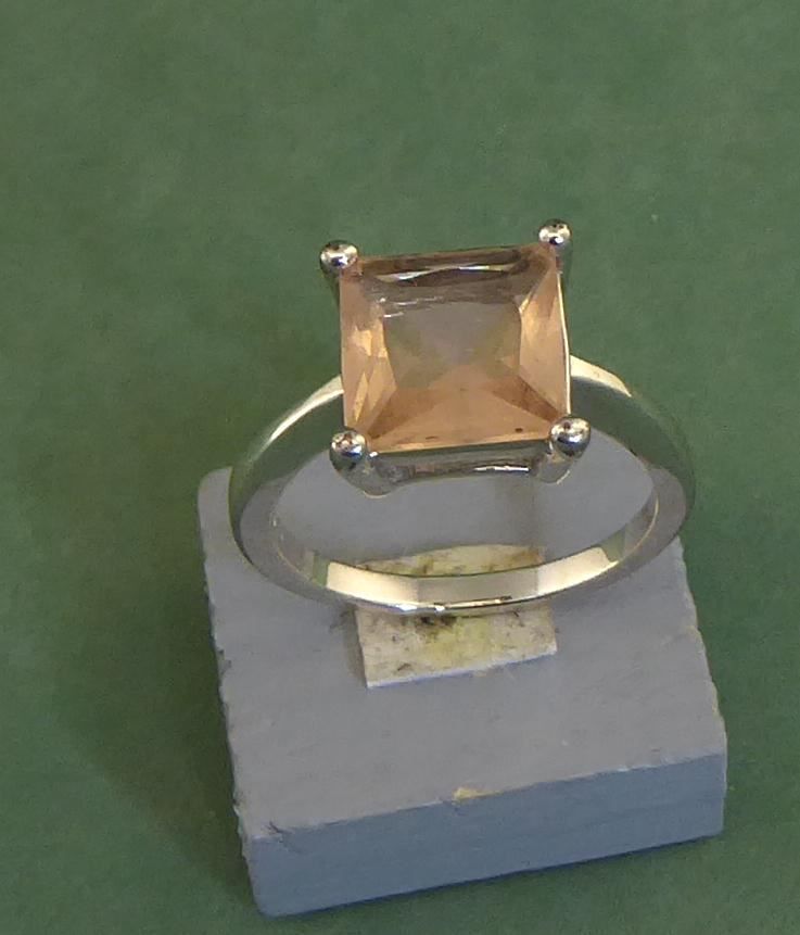 Anelli: Ring 925 Silber mit synthetischem Stein – Usato da Muri AG venduto da silvermouse007