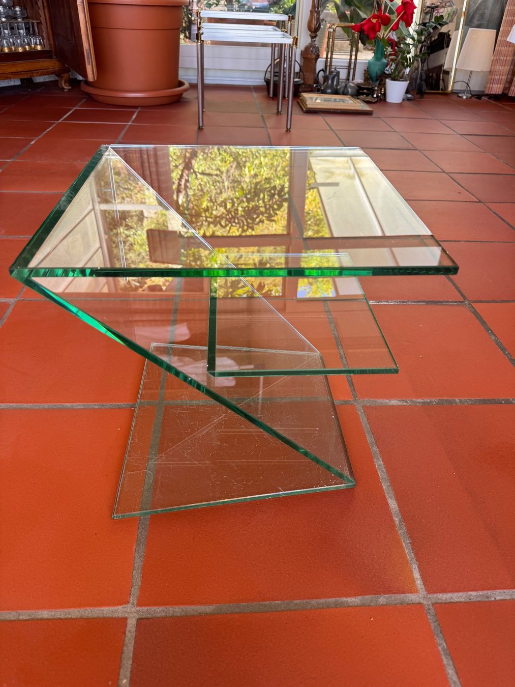 Tavoli: Table basse en verre design moderne bon état – Usato da La Neuveville venduto da ghubler