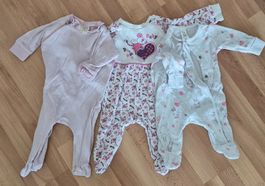 3 Strampler mit Füssen, 50/56