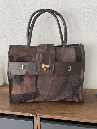 Neue Tasche