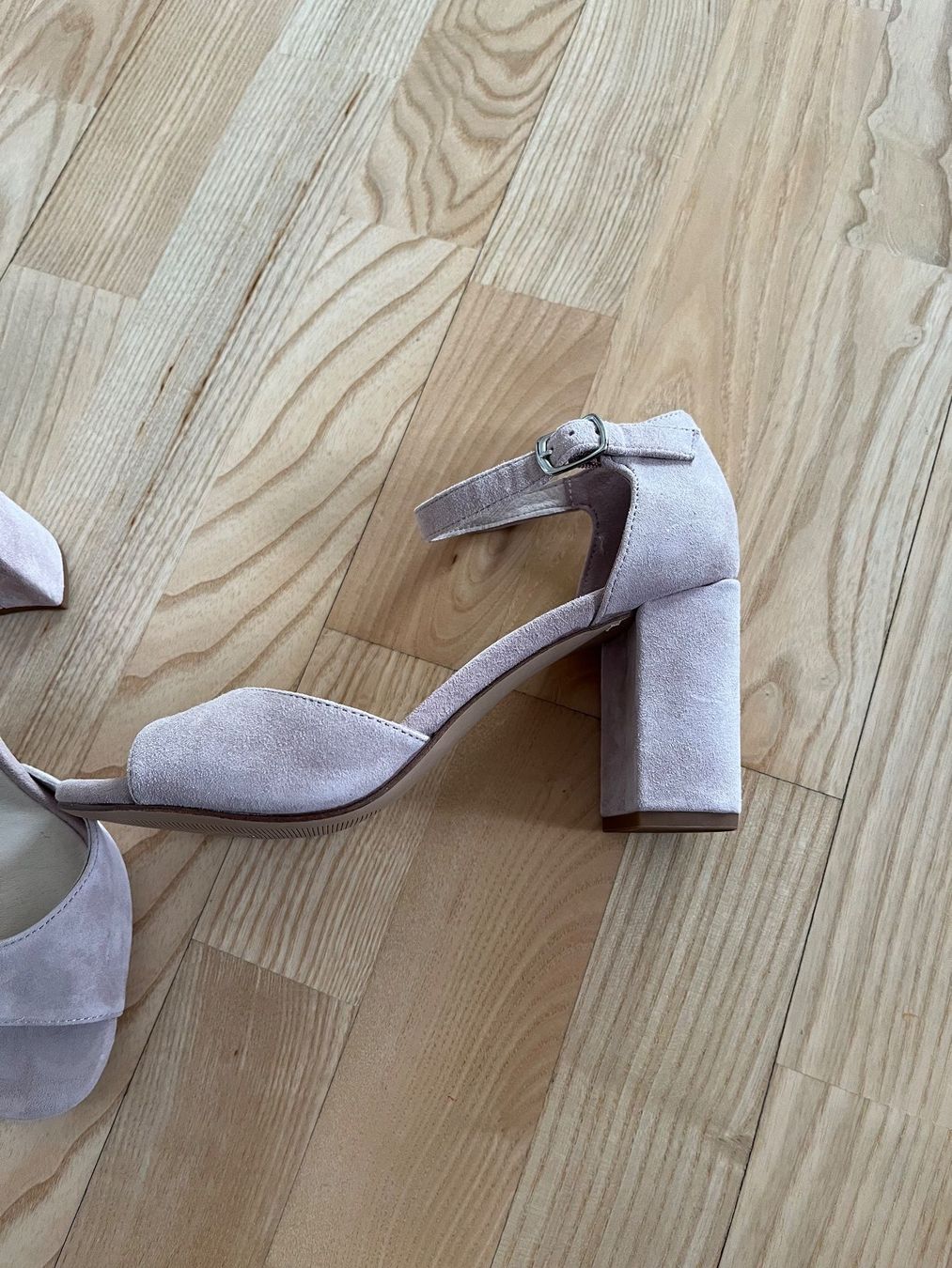 Scarpe da donna: Pumps Gr. 39 in Flieder – Nuovo (secondo la descrizione) da Olten venduto da stern8622 1