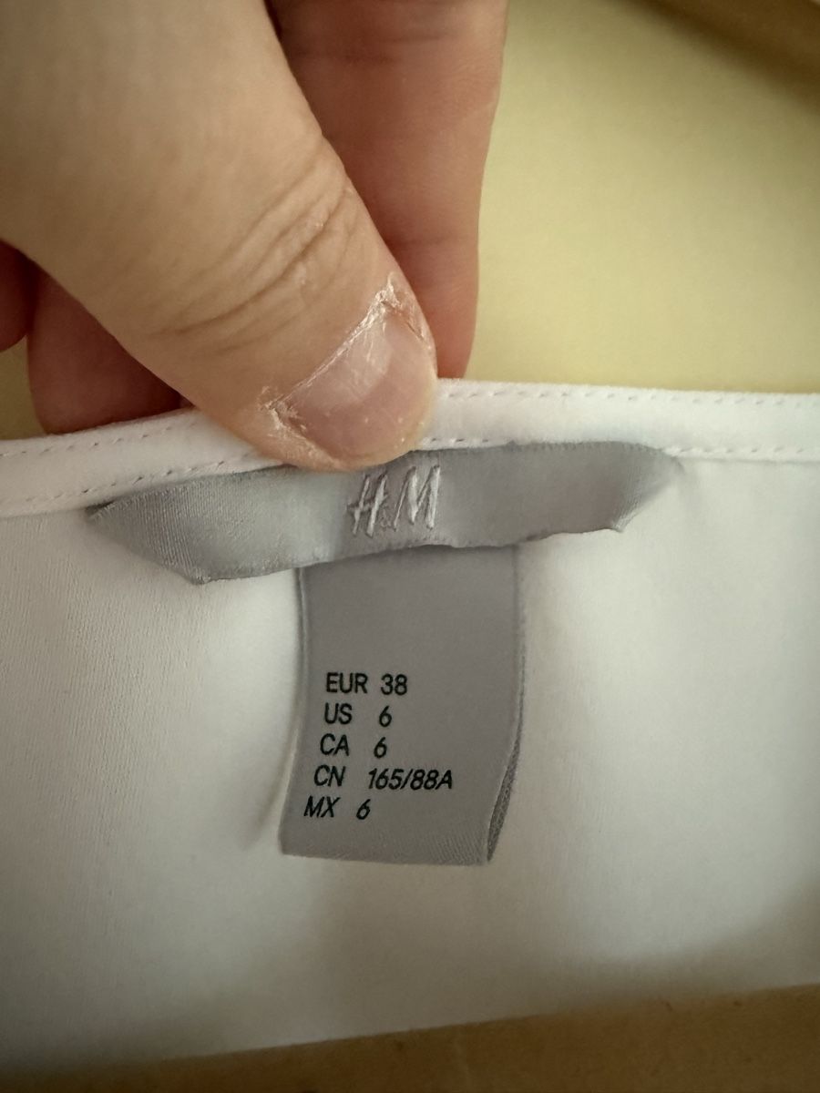 H&M Tops: Top von H&M – Gebraucht aus Wettingen von Clodle81 2