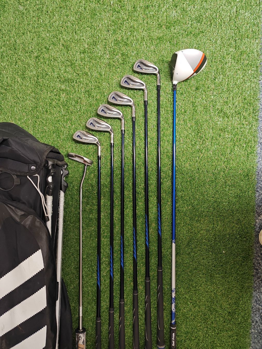 Taylor Made Mazze & Set: Golfset mit Driver, Eisen, Putter und Bag – Usato da Uerikon venduto da Chreggus_Golfshop