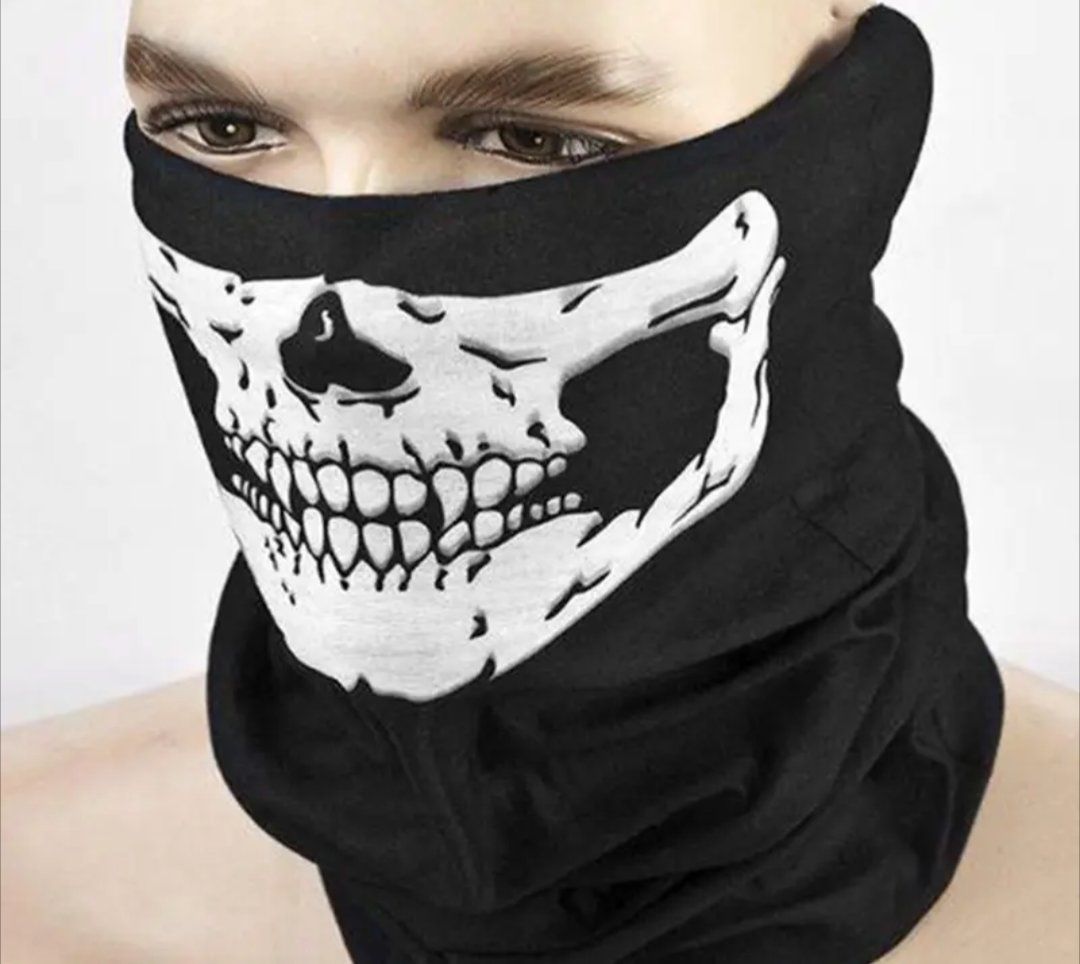 Foulard & Sciarpe: Motorrad Halstuch schwarz – Nuovo e nell'imballaggio originale da Rüthi (Rheintal) venduto da Moto-Marte-Rheintal