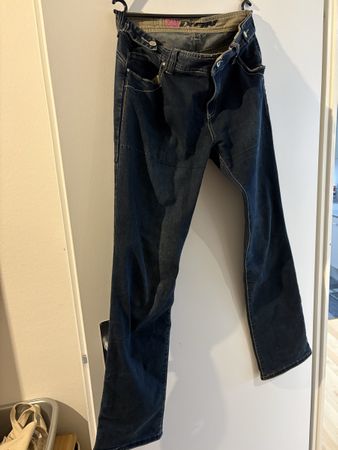 Ixon Jeans Damen, Gr. XL (44/48), neuwertig, Top!