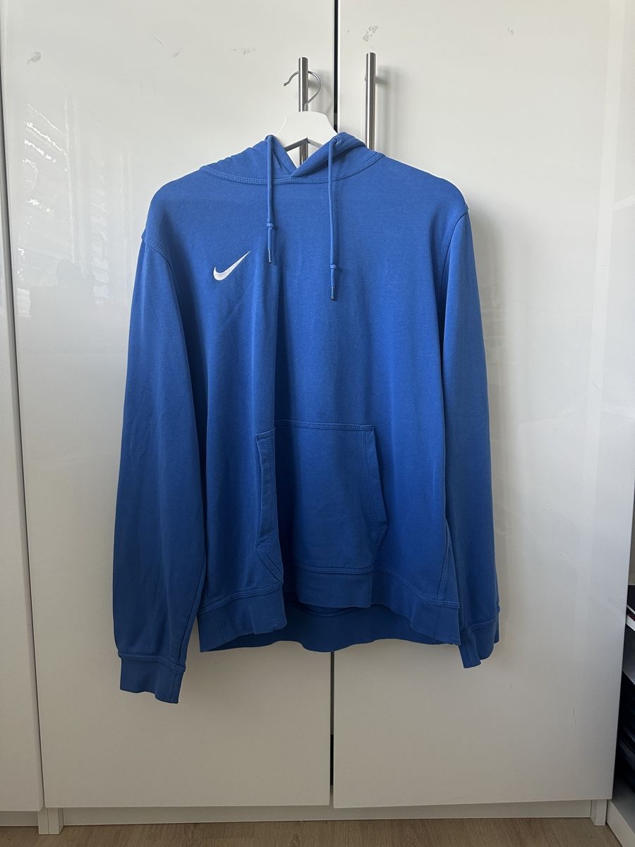 Nike Pulls & Sweat-shirts: Nike Pullover – D'occasion à Mägenwil par Biene0000
