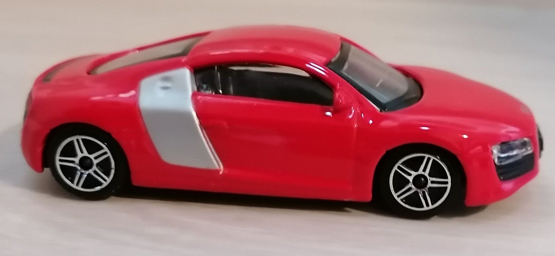Bburago Modellini d'auto: Modellauto Audi R8 - Mst. 1:43 - Burago - rot – Usato da Oberurnen venduto da mackrokodile 2