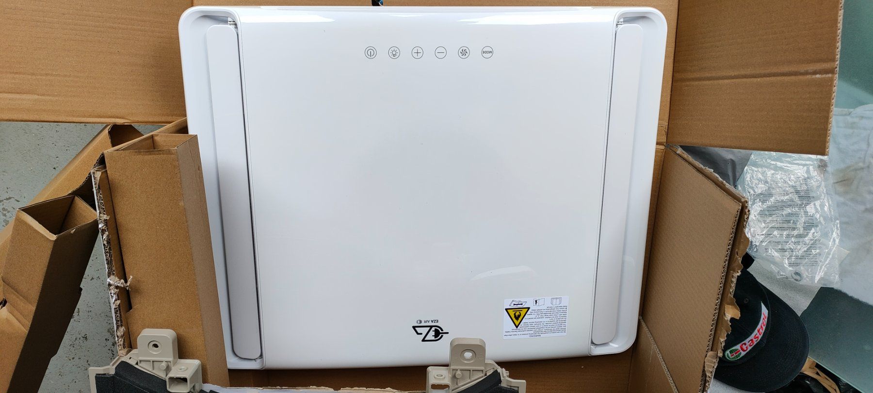 Condizionatori: Climatiseur de toit EZA Connect, reversible chaud/froid – Usato da Fleurier venduto da Reneli53 4