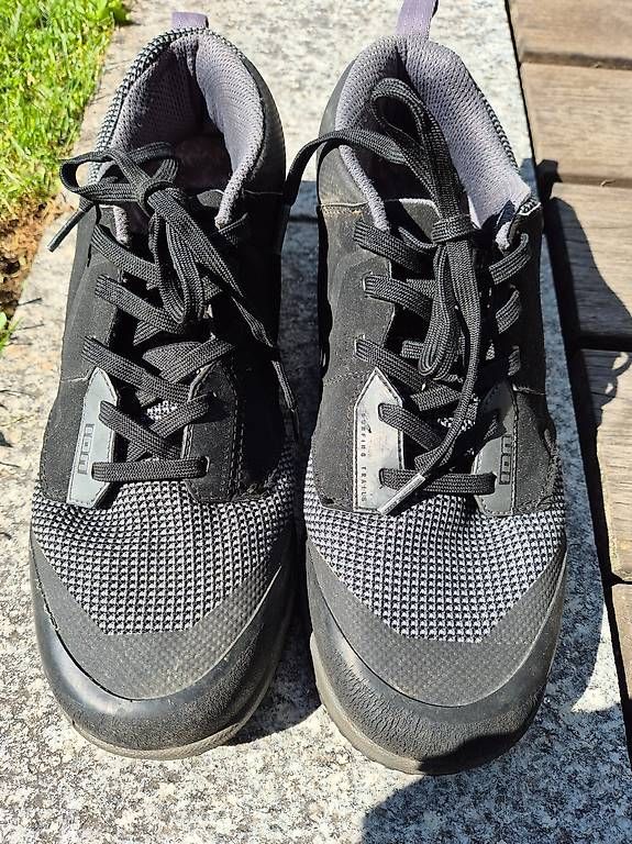 Herrenschuhe: Scarpe da mtbike 45 – Gebraucht aus Olivone von drusina