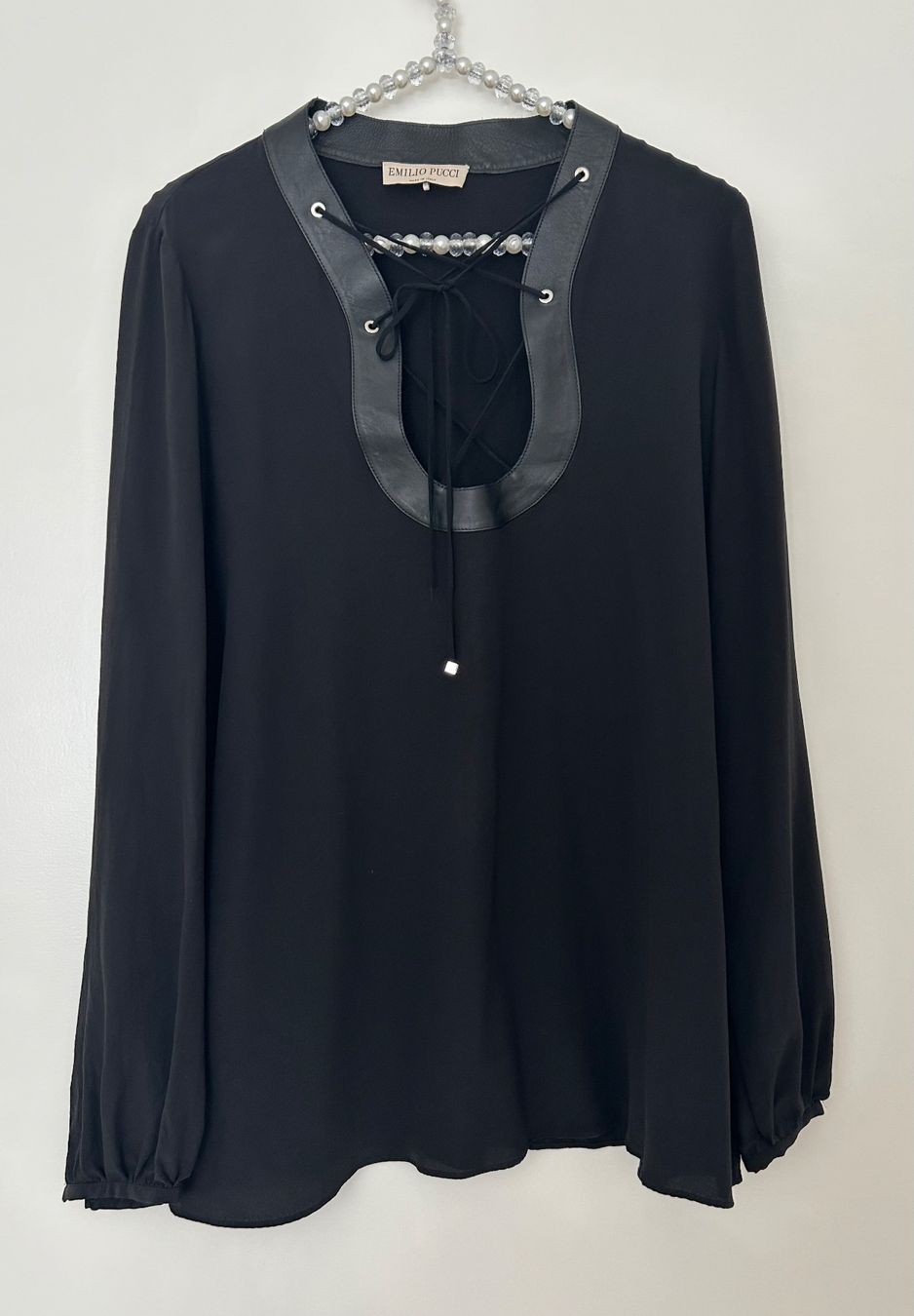 Emilio Pucci Blusen: Emilio Pucci Seidenbluse  Gr.40 – Gebraucht aus Horn von Resvi