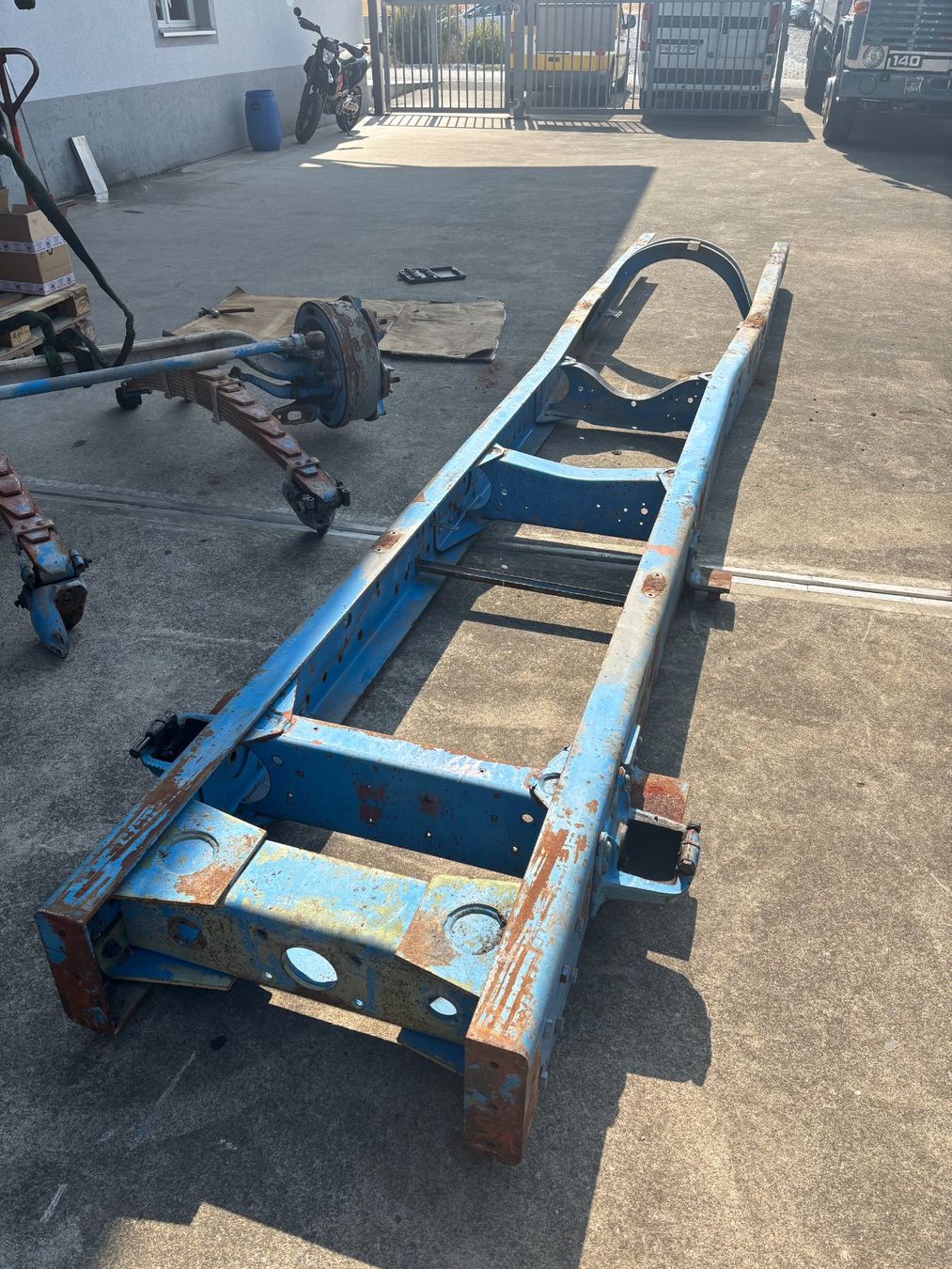 Scania Tutti i ricambio: SCANIA CHASSIS 0/1er 1980 – Usato da Möriken AG venduto da mechanic6365 1