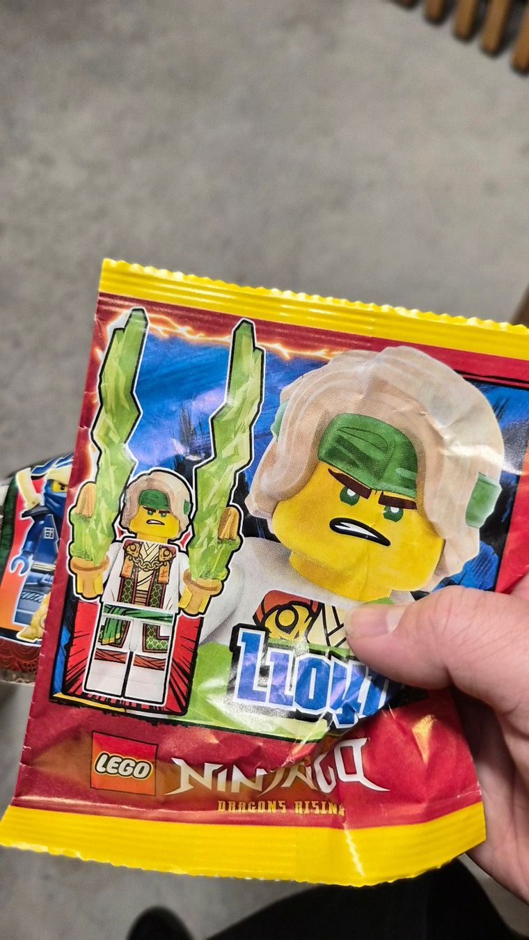 Lego Spielzeuge: Lego Ninjago Sammelfiguren + Booster Pack – Neu und originalverpackt aus Wabern von konbini 1
