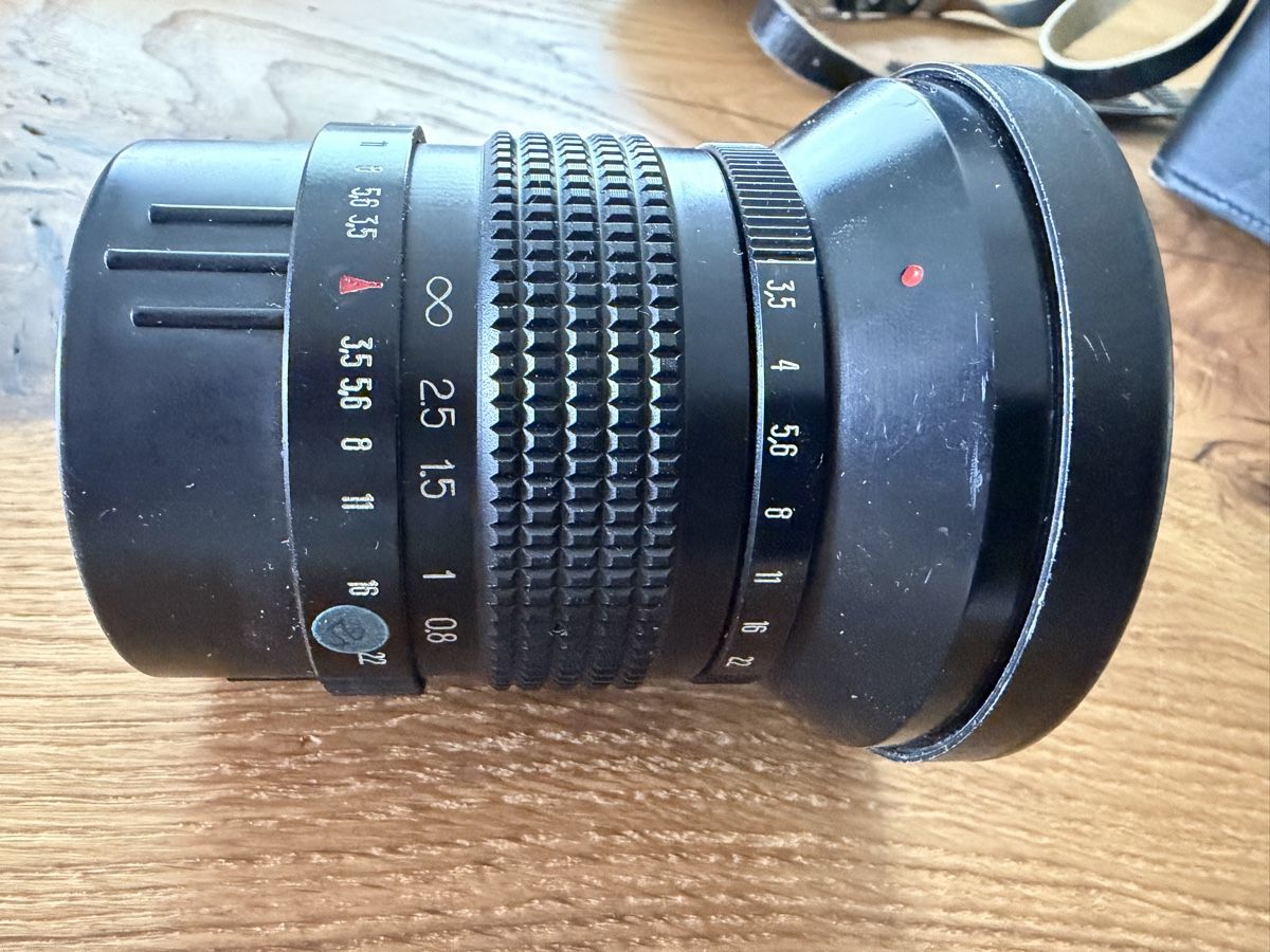 Fotocamera: Kiev 88 mit 3 Objektiven 2 Magazinen  – Usato da Kerzers venduto da skoopz5 7