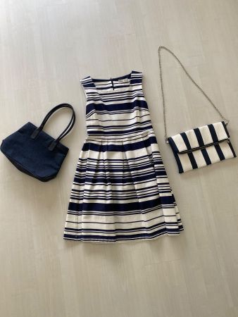 NEU!!! Kleid mit 2 Taschen Gr. 38