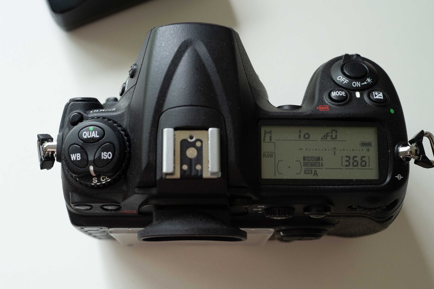 Nikon Fotocamera: Nikon D300 mit Zubehör – Usato da Schwerzenbach venduto da floridan 2