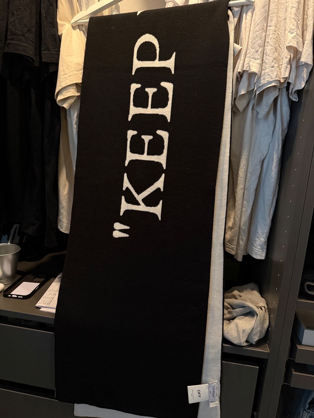 Off-White Foulard & Sciarpe: Off White Scarf black & white – Nuovo (secondo la descrizione) da Zürich venduto da Mattiauc 2