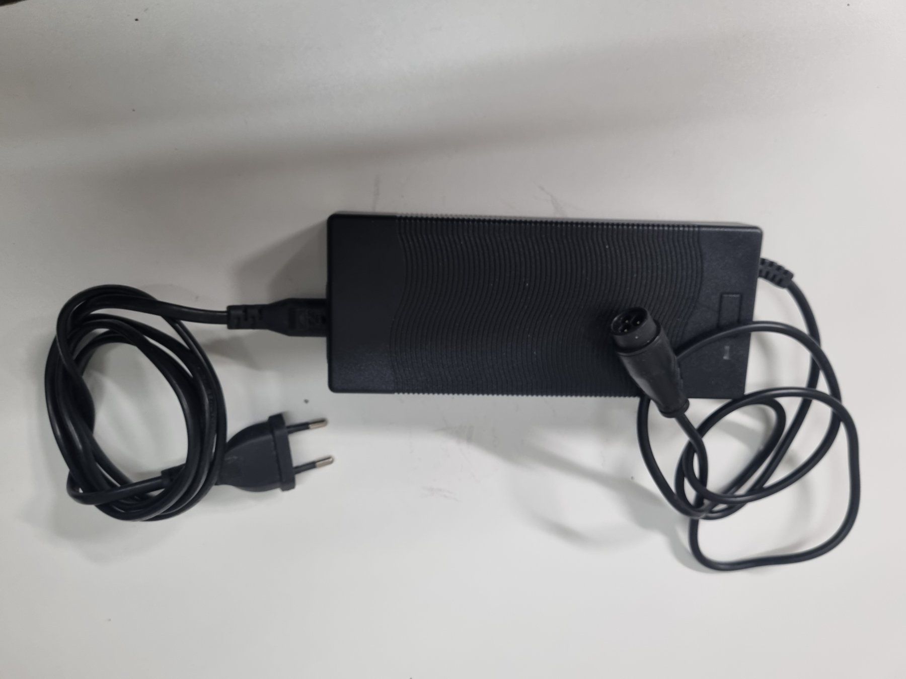 Chargements: Chargeur trottinette – D'occasion à Avully par jfc76 2