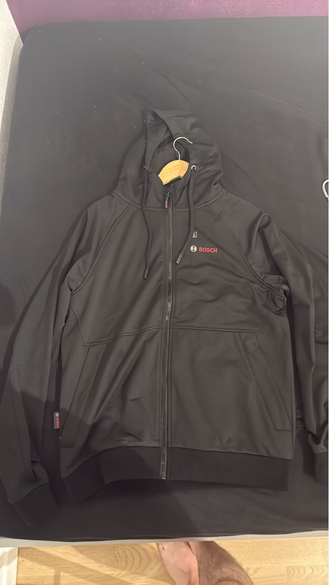 Giacche: Bosch Softshell Jacke in Schwarz - Heizbar – Nuovo (secondo la descrizione) da Mühlau venduto da sam_pl7z