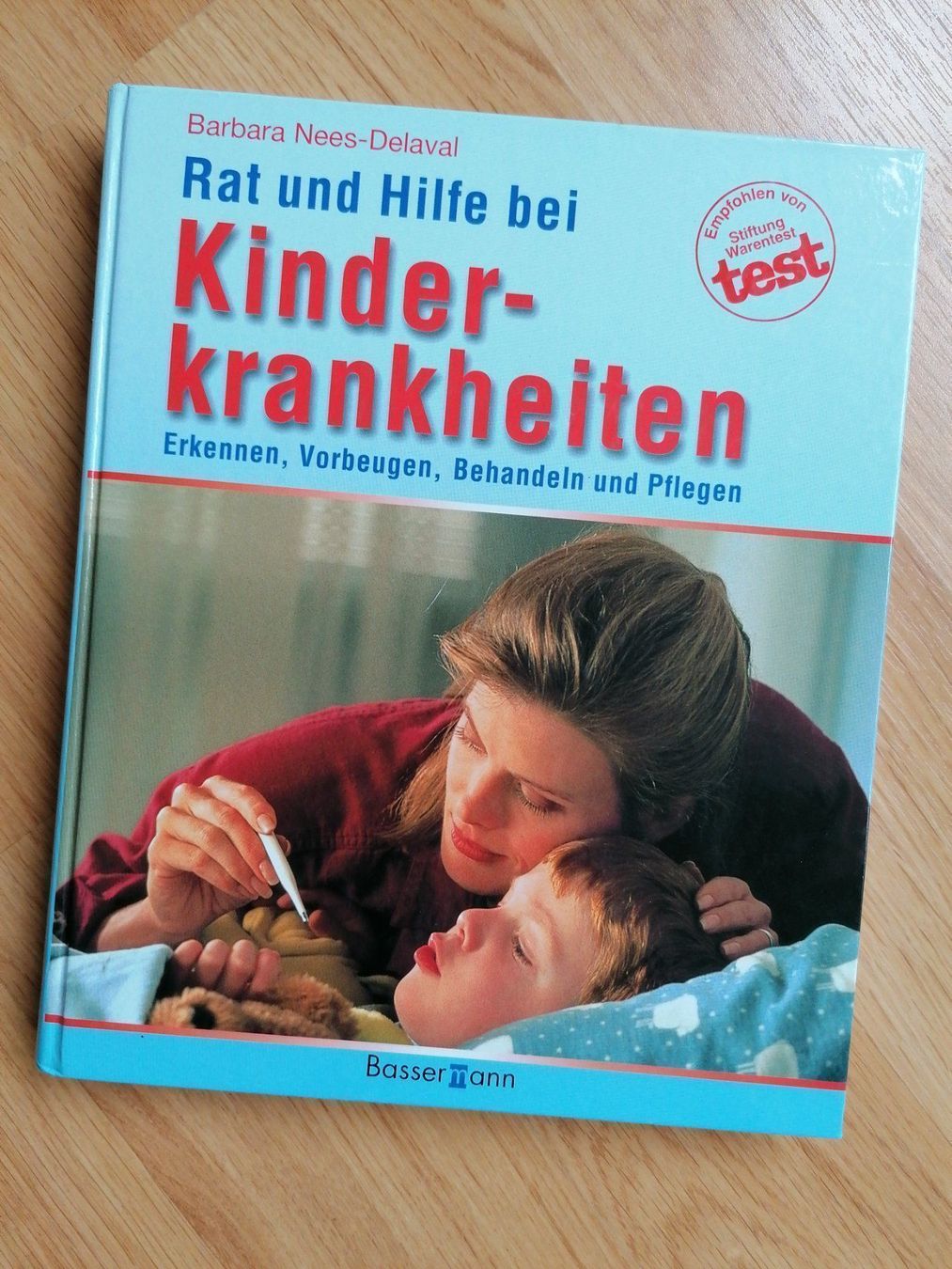 Livres: Buch Kinderkrankheiten – D'occasion à Büttikon AG par Amineah