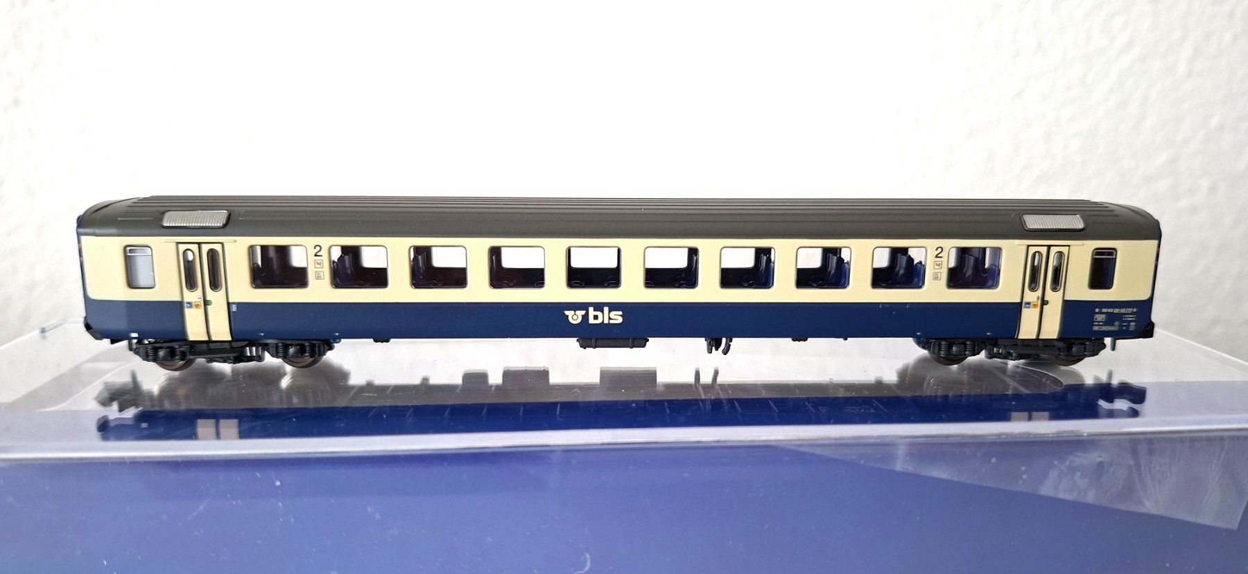 Piko Modelleisenbahnen: Piko BLS  94460   2. Klasse – Neu und originalverpackt aus Biberist von Ntrains