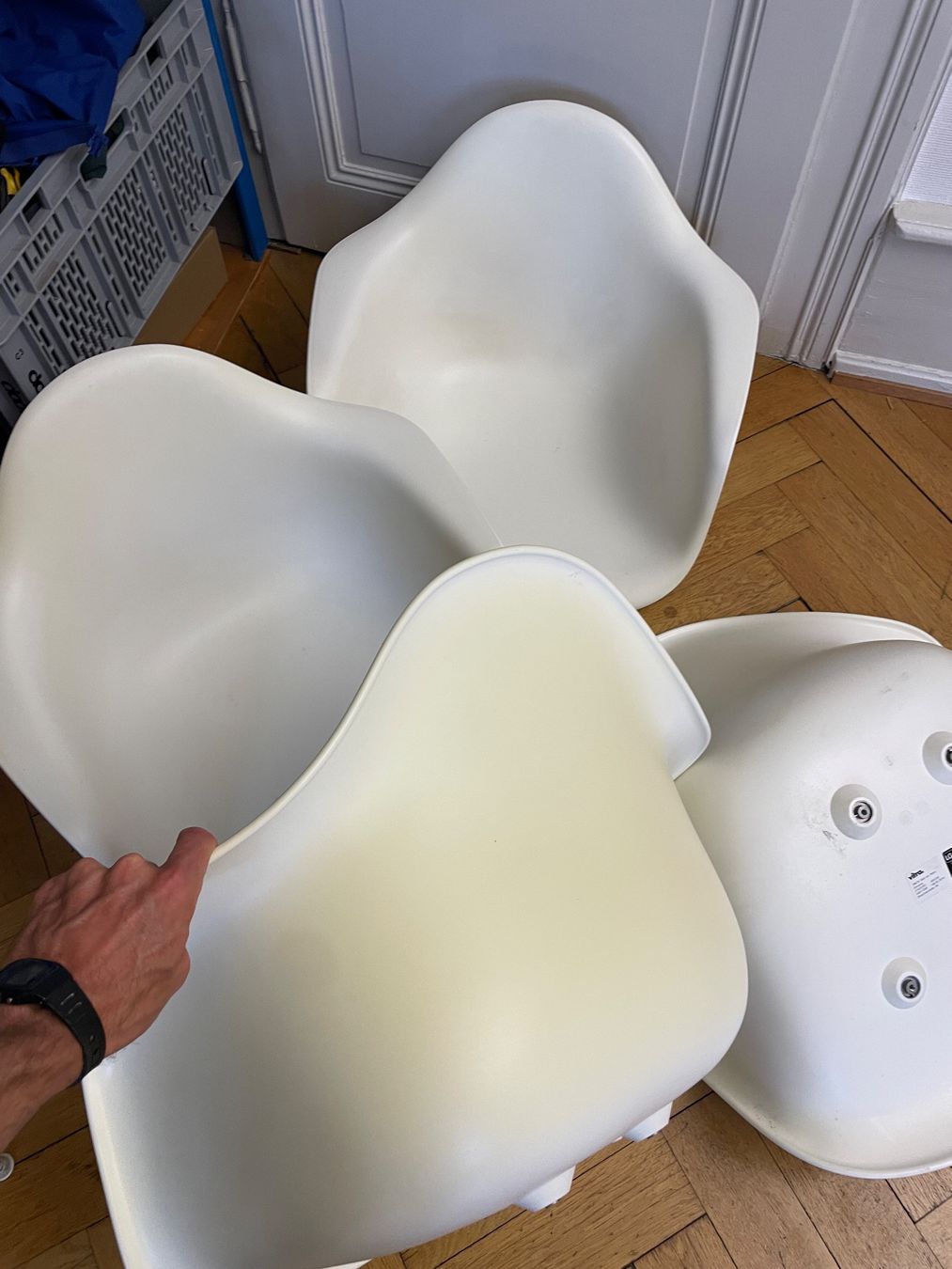 Vitra Sedie: Original Vitra Eames Plastic Armchair - Designklassiker – Usato da Basel venduto da MattiaH 4