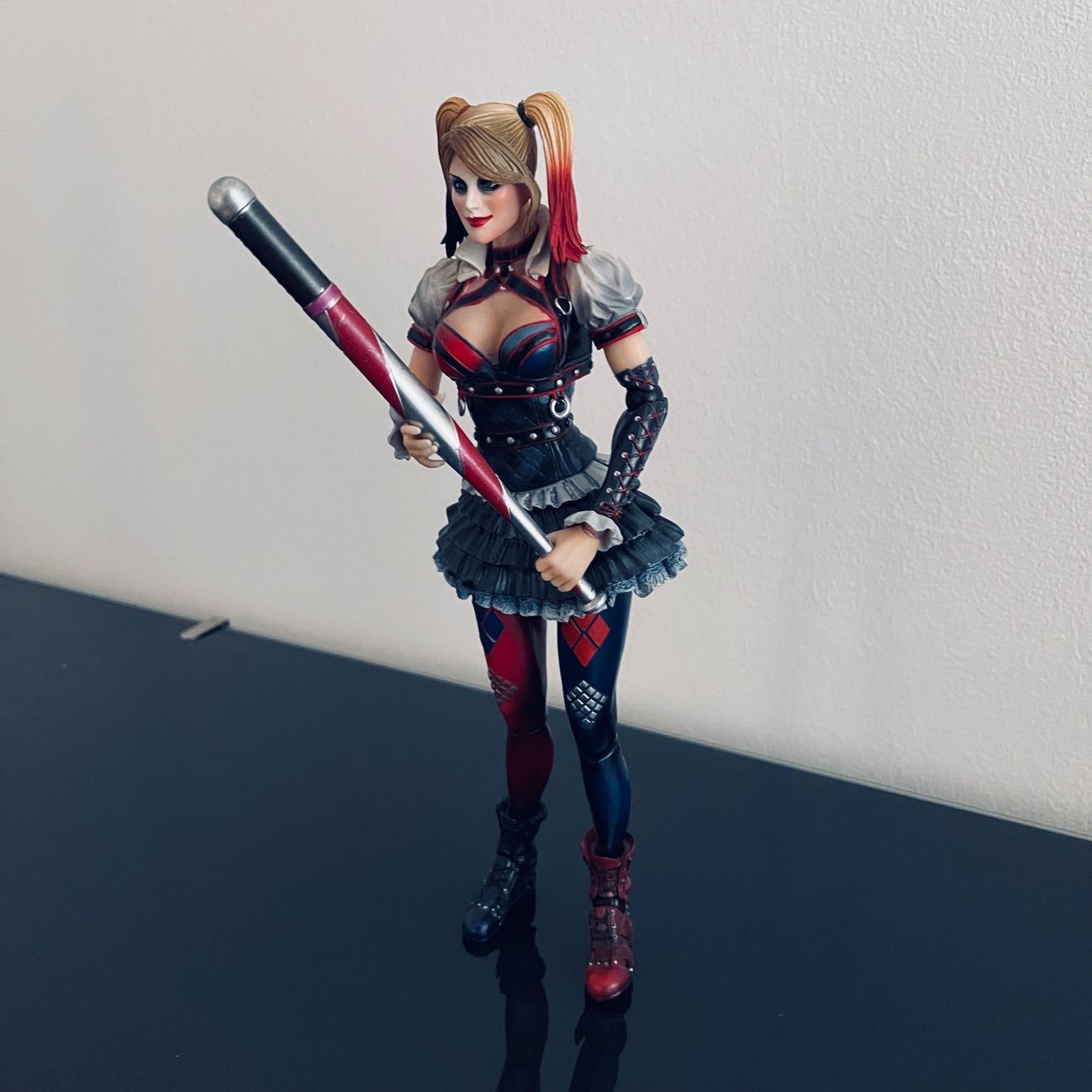 Statuette: Harley Quinn Figur ca. 24 cm – Usato da Reinach BL venduto da Graphix 2
