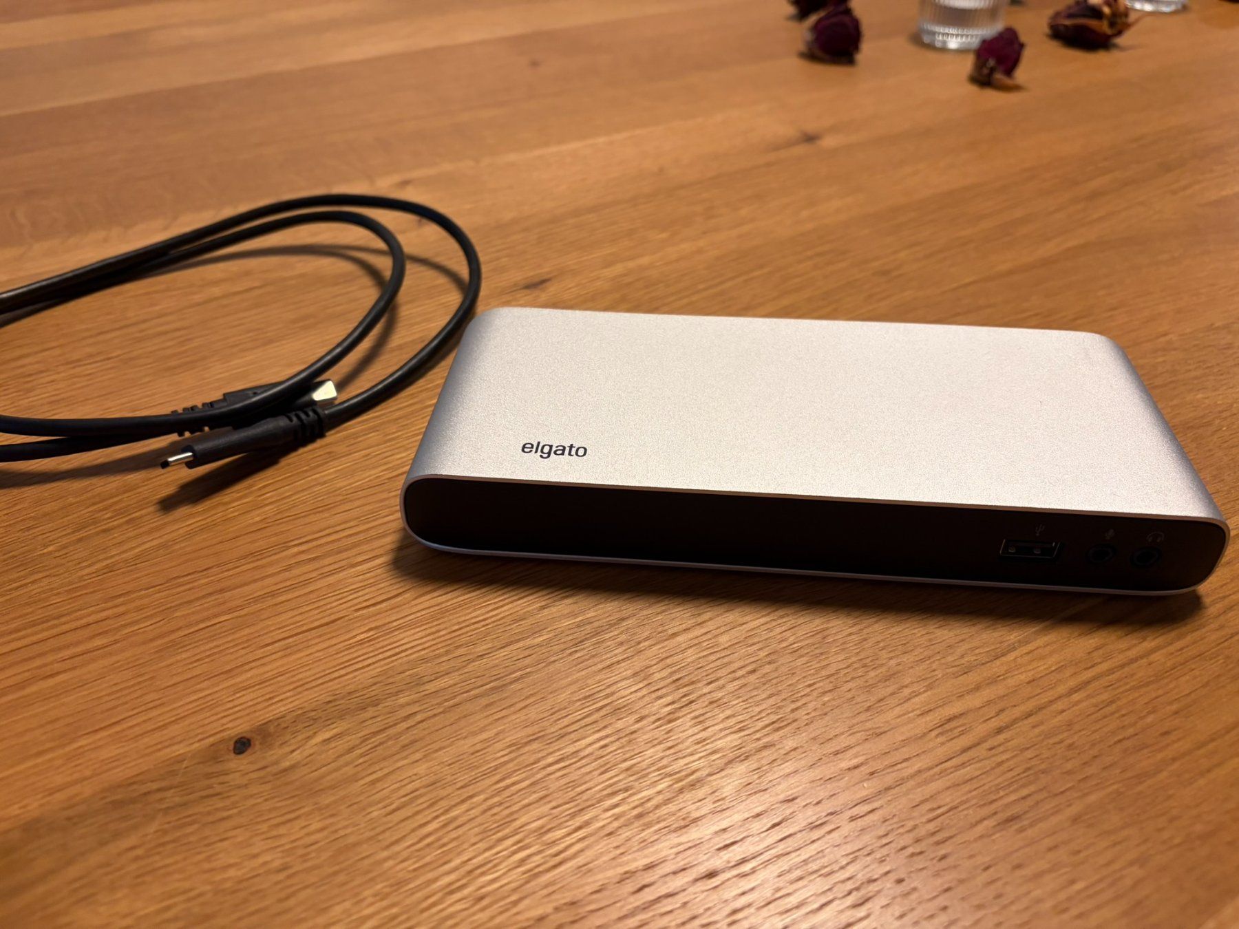 Elgato Docking station: Elgato Thunderbolt 3 Dockingstation – Usato da Lenzburg venduto da Kawahara 1