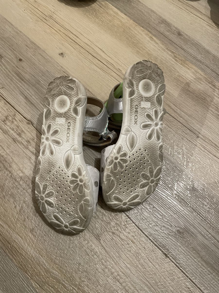 Geox Schuhe für Mädchen: Sandalen, Gr. 32 – Gebraucht aus Schwellbrunn von N_adine-92 1