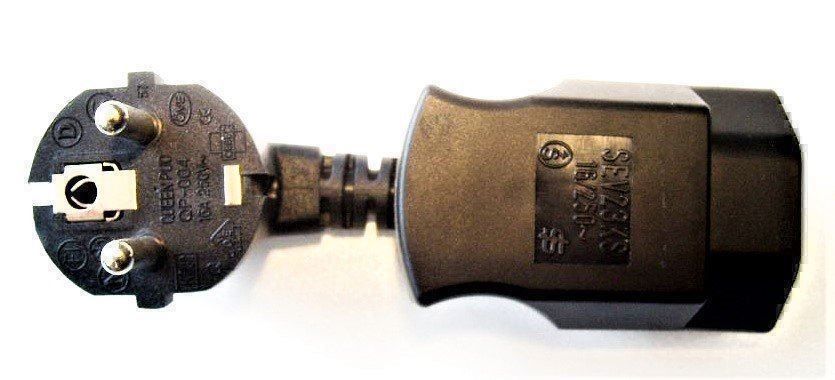 Unità & Adattatore: Schuko DE+FR auf CH Reiseadapter - 3kW – Nuovo e nell'imballaggio originale da Herisau venduto da Kabelprofi1