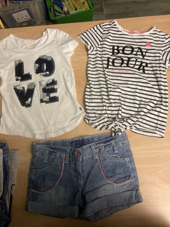 Sommer Set: 2 Shirts WE + Jeans Shorts Cherokee Gr. 128