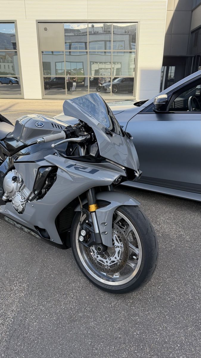 Yamaha Route: R1 9000km – D'occasion à Neuchâtel par ale_2v6y 1