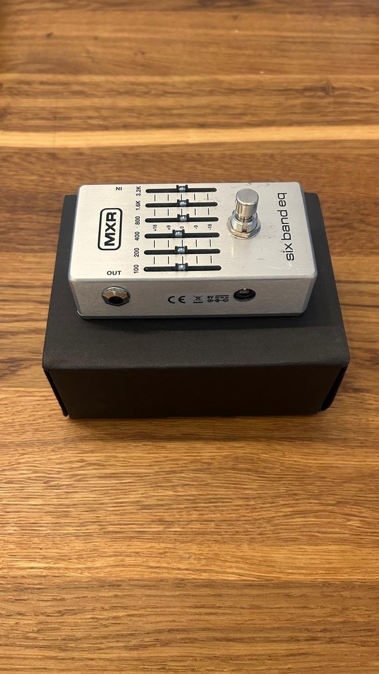 Strumenti musicali: MXR six band eq M109S – Usato da Prez-vers-Noréaz venduto da sci_0002 2