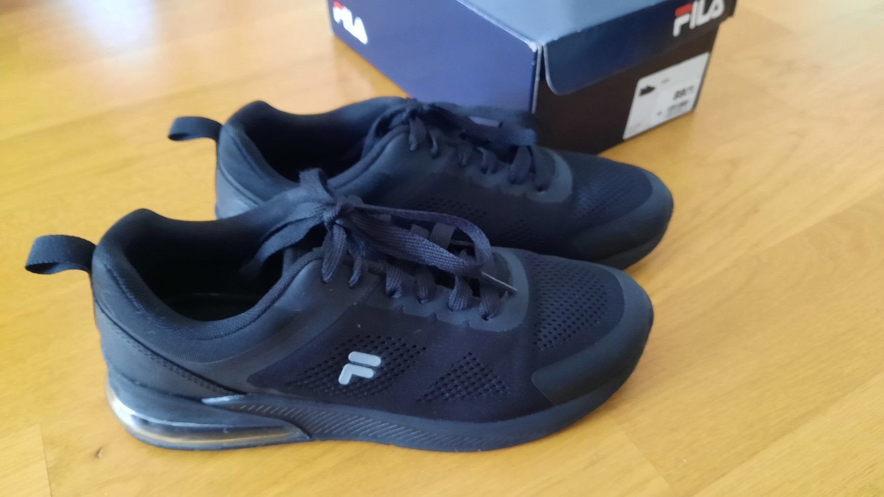 Fila Damenschuhe: Fila Aria Turnschuhe Gr. 40 – Gebraucht aus Schinznach Dorf von Joyce75 1