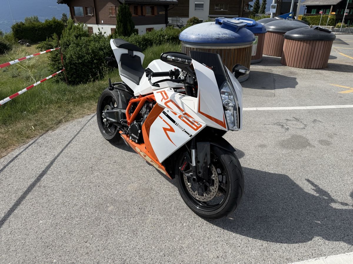 KTM Strasse: KTM RC8R – Gebraucht aus Nax von KenworthT2000 4