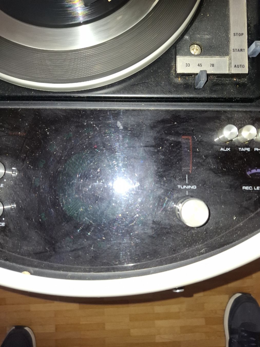 Weltron Giradischi: Weltron 2007 Stereo Anlage mit Ständer – Difettoso da Dübendorf venduto da rob_8y8g 2