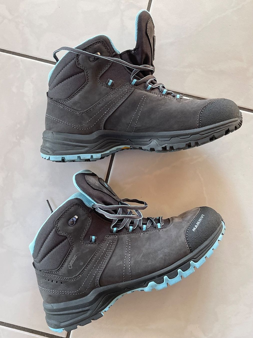 Mammut Scarpe da donna: Trekkingschuhe Mammut, Gr. 40 2/3 – Usato da Murten venduto da bmn03 1