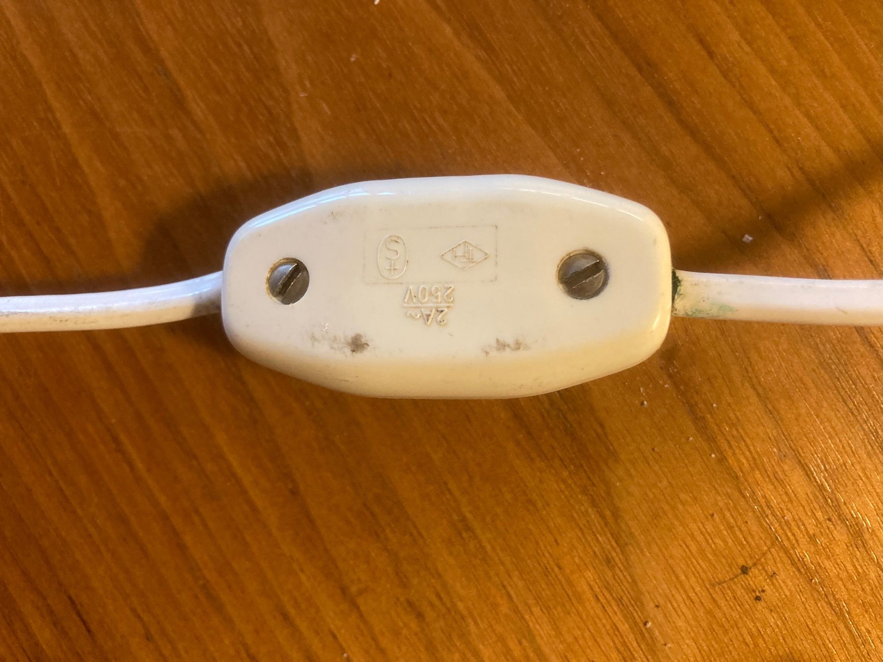 Lampes: Tischlampe komplett, E14 – D'occasion à Neftenbach par 889095 6