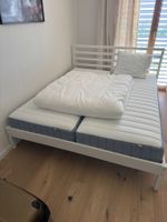 Weisses Doppelbett, gut erhalten, Lattenrost und Matraz inkl