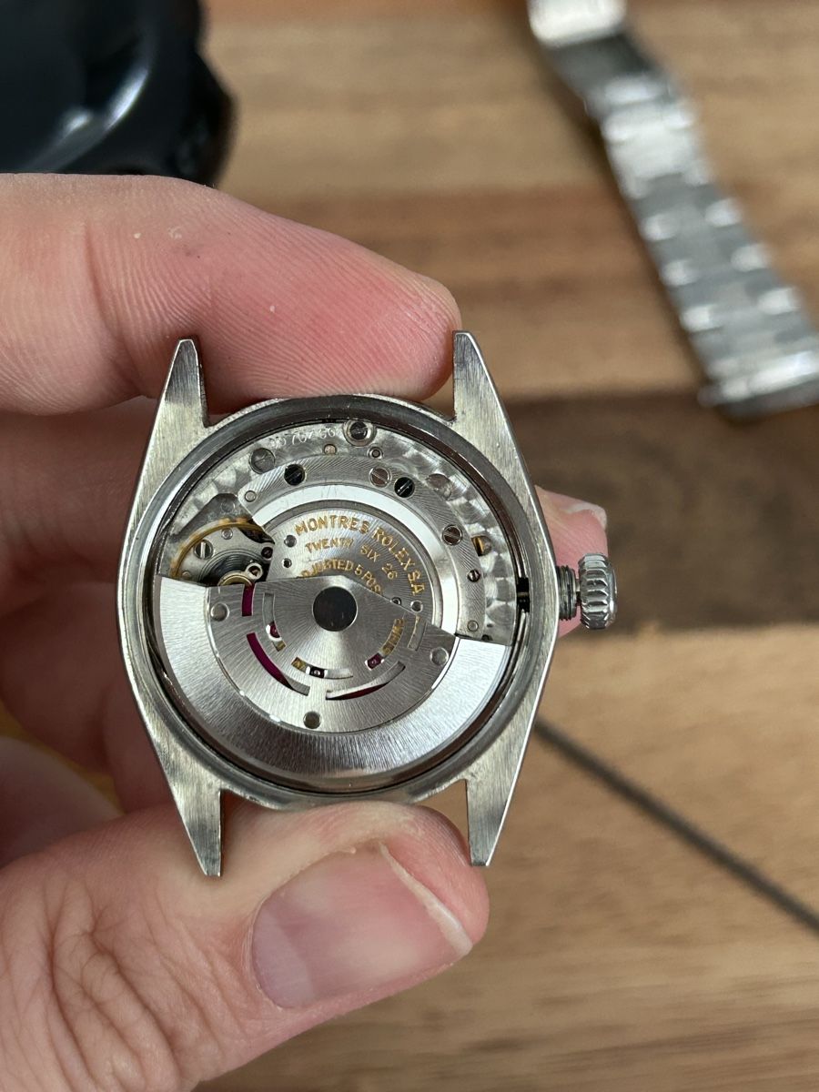 Rolex Orologi: Rolex Oyster perpetual date réf 1500 34mm – Usato da Fleurier venduto da Somnium_wtch 3