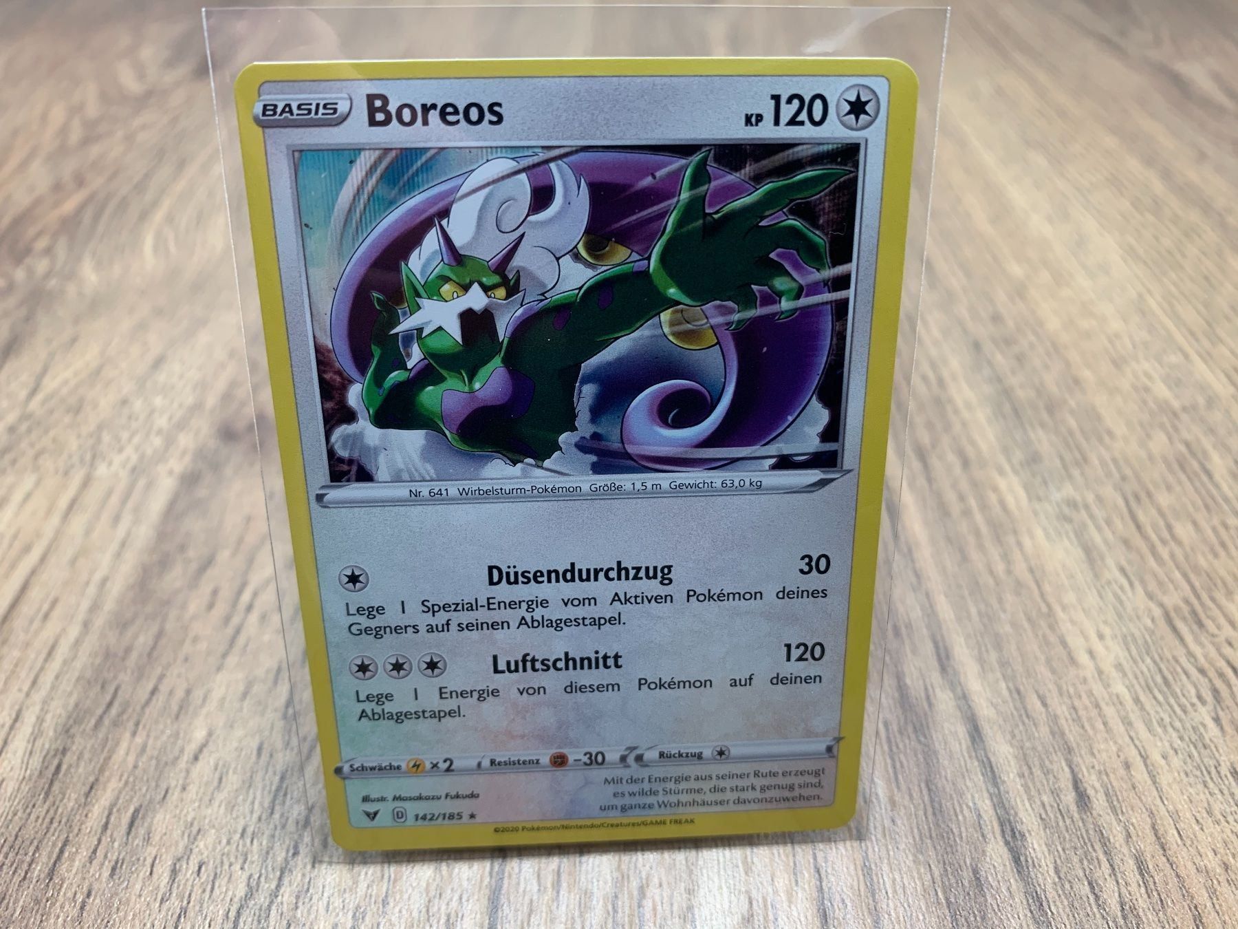 Pokémon Carte collezionabili: Pokemon Vivid Voltage Boreos 142/185 – Usato da Hallau venduto da R.R.91