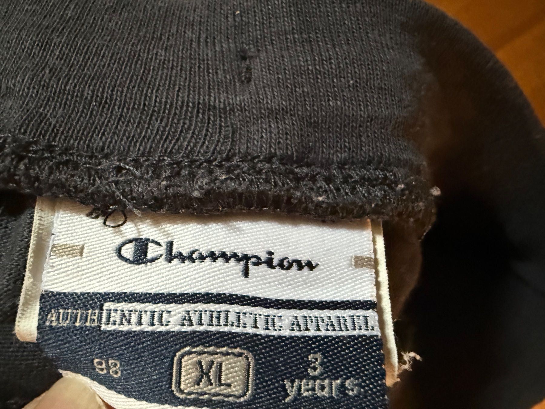 Pantaloni: Shorts von Champion – Usato da Winkel venduto da gatta 2