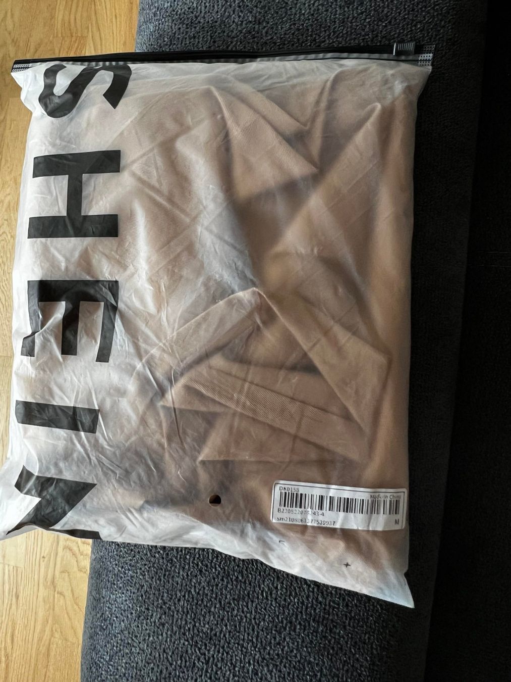 Shein Pantaloni: Neue Hose Shein S/M – Nuovo e nell'imballaggio originale da Riehen venduto da ann_76jw 8